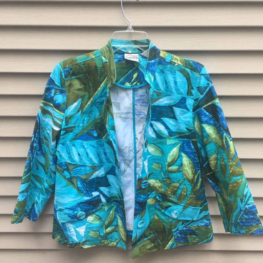 EUC Chico’s leaf button-down shirt top jacket